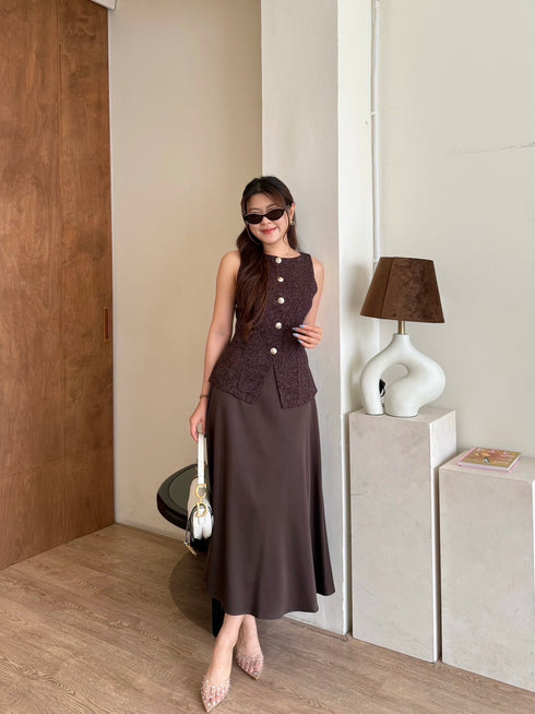 Two Piece Sleeveless Waist Coat Style With A Line Skirt
